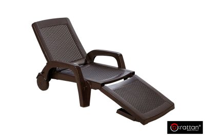 Шезлонг B:rattan МАЙАМИ / MIAMI складной, коричневый (дисконт)